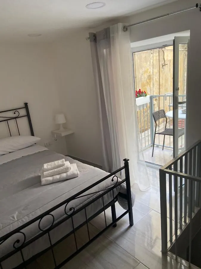 Home San Vincenzo - Apt Naples